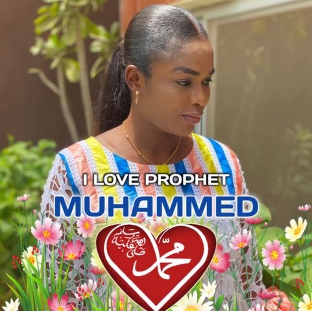 Meet your Posher, Khady